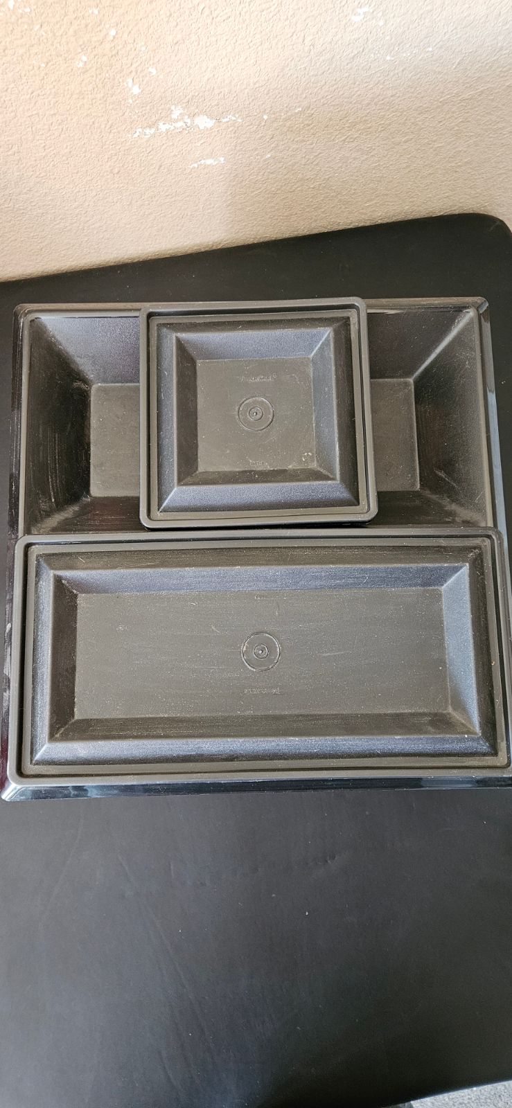 Tupperware snack tray