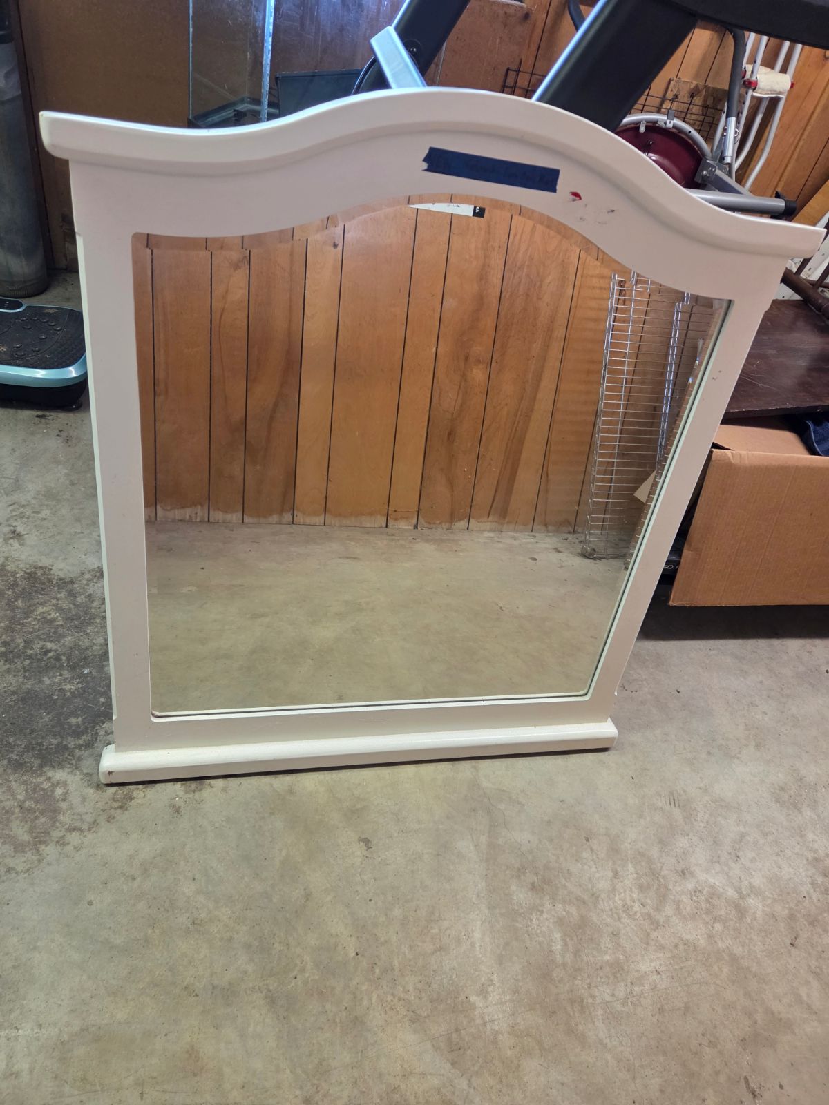 Mirror White Frame
