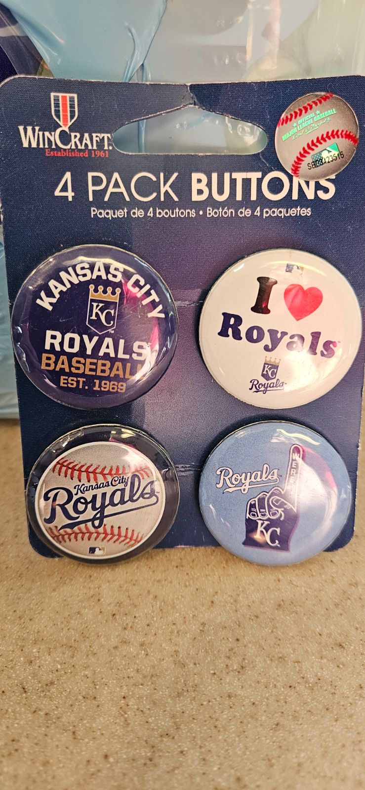 Royals Buttons